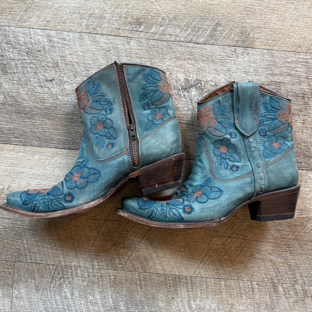 Circle G Teal Western Boots
